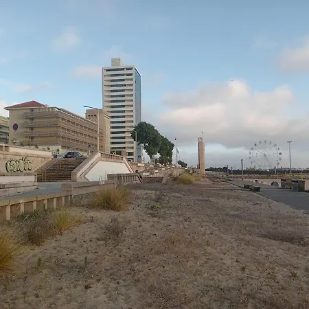 Front Beach Flat